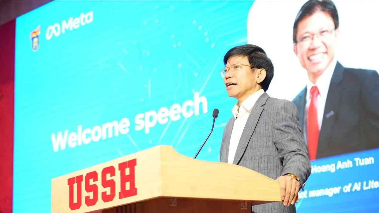 'Chuyển đổi số nhân văn'